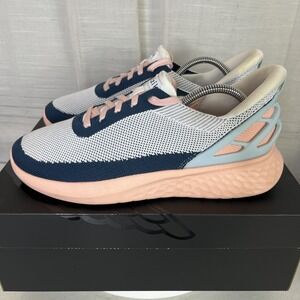 Kizik‎ Athens Bahama Handsfree Shoes White Womens Size 10.5 / Mens Size 9 GUC!